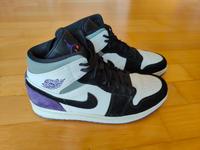 Nike Air Jordan 1 MID SE (GS) Sneaker Jordans lila schwarz 41 Bayern - Poing Vorschau