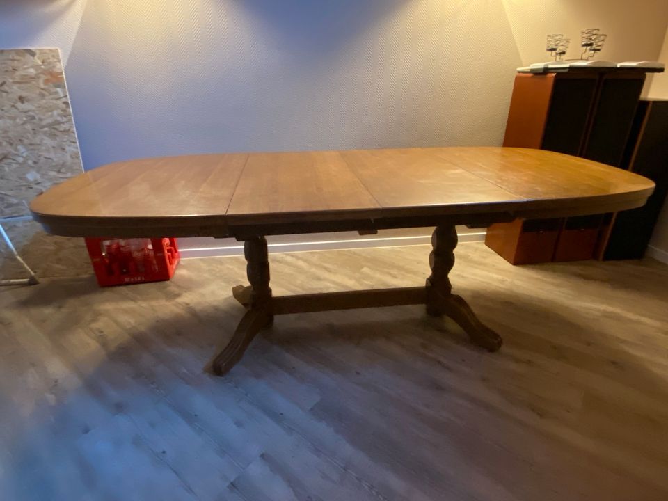 Esstisch Eiche ausziehbar Esszimmer Tisch in Bornhöved