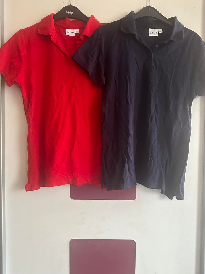 2 Alive Poloshirts für Jungs oder Mädchen Gr.164 in Hartha