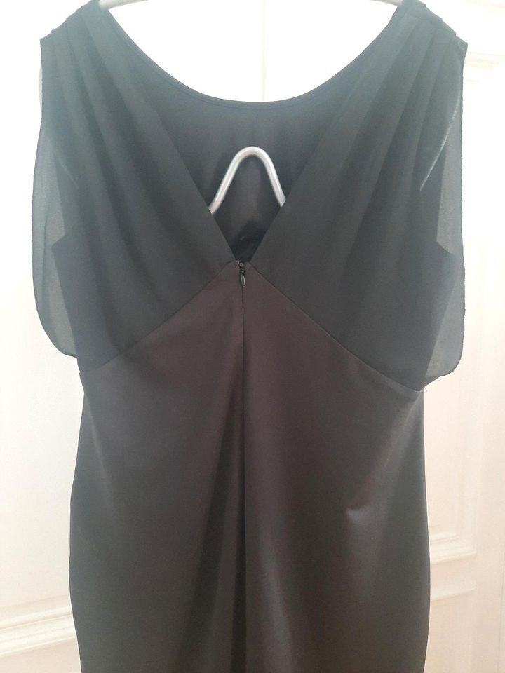 Schönes Kleid Esprit elegant stretch schwarz Gr 44-48 in Leipzig