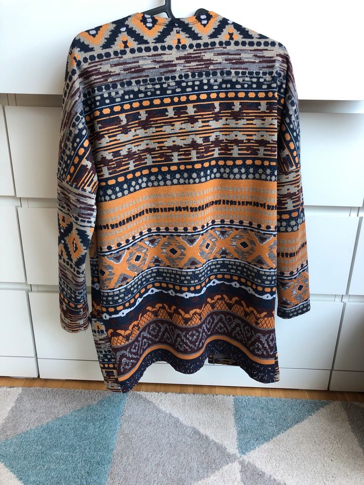 Only Cardigan Gr. XS in Hamburg