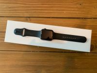 Apple Watch Series 4 - 44mm Aluminium Space Grau - Displayschaden Hamburg-Nord - Hamburg Alsterdorf  Vorschau