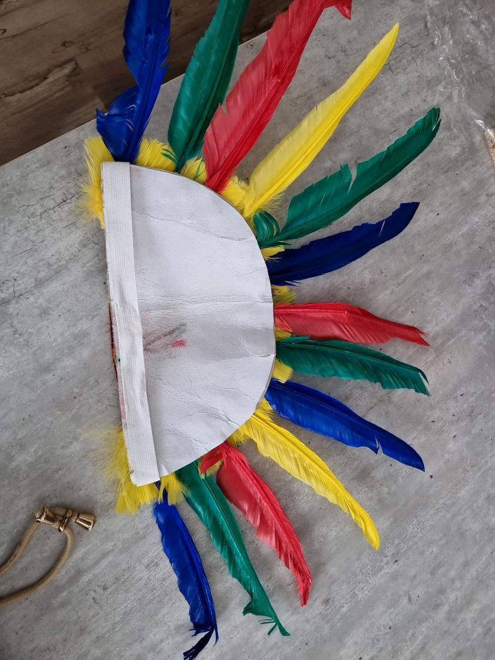 Indianer Federkopfschmuck Karneval Fasching in Überherrn