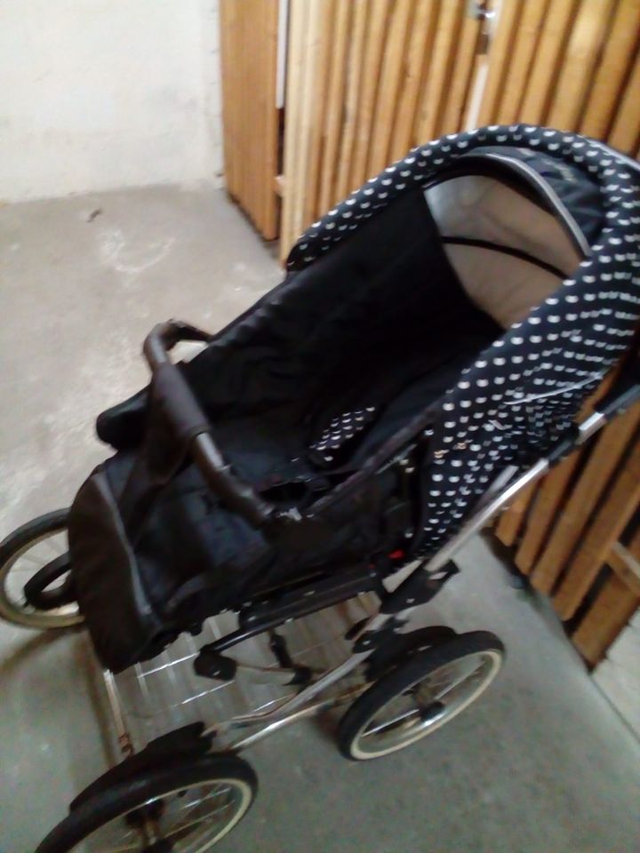 Kinderwagen Buggy in Essen