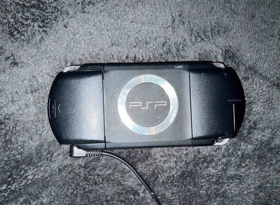 Psp Portable PlayStation mit Zubehör und OVP Play Station in Bietigheim-Bissingen