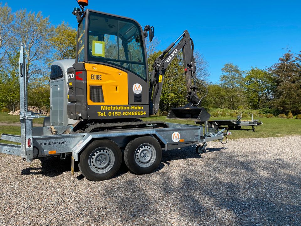 Minibagger Bagger mieten pro Stunde Volvo Ec 18 inkl Anhänger in Elsdorf-Westermühlen