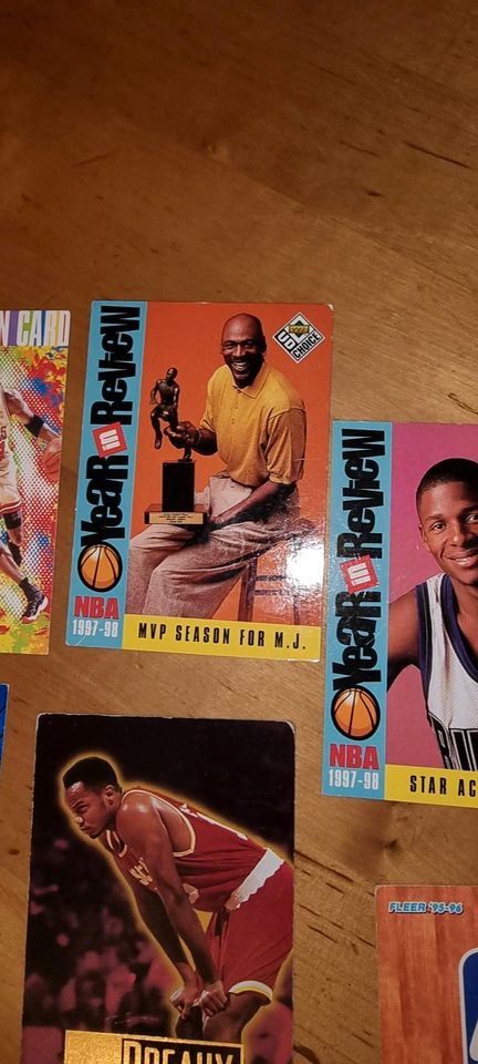 Sammlung 90 er Jahre Basketball Karten Michael Jordan Bulls ect. in Bielefeld