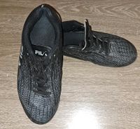 Hallenschuhe Fila Gr. 40 schwarz/weiß nur Abholung Schleswig-Holstein - Klein Bennebek Vorschau