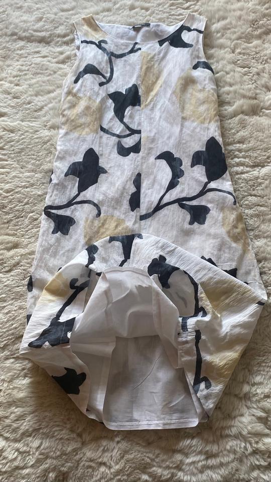 Sommerkleid weiß schwarz von Caractère Gr. 42 eher Gr. 40 in Ratingen