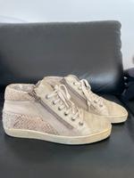 MJUS Sneaker beige mit Goldschimmer 37 Kr. München - Höhenkirchen-Siegertsbrunn Vorschau