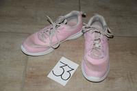 Sportschuhe Reebok Gr. 37 Trainingsschuh Fußball Sport schuhe Schleswig-Holstein - Wittenborn Vorschau