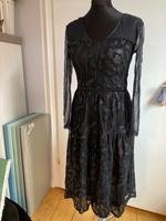 Chices Abendkleid Esprit Gr. 36, S, schwarz, Spitze, Np 129€ Niedersachsen - Einbeck Vorschau