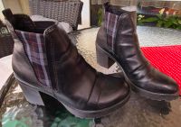 Stiefel mit kariertem Muster (37) Wuppertal - Langerfeld-Beyenburg Vorschau