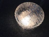 Retro Lampenschirm aus Glas mit Fassung, Wand oder Deckenlampe Saarland - Püttlingen Vorschau