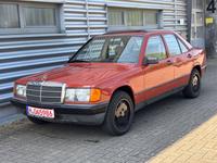 Mercedes-Benz 190 E W201 AUTOMATIK/TÜV 03.2027/H-KENNZEICHEN Niedersachsen - Burgdorf Vorschau