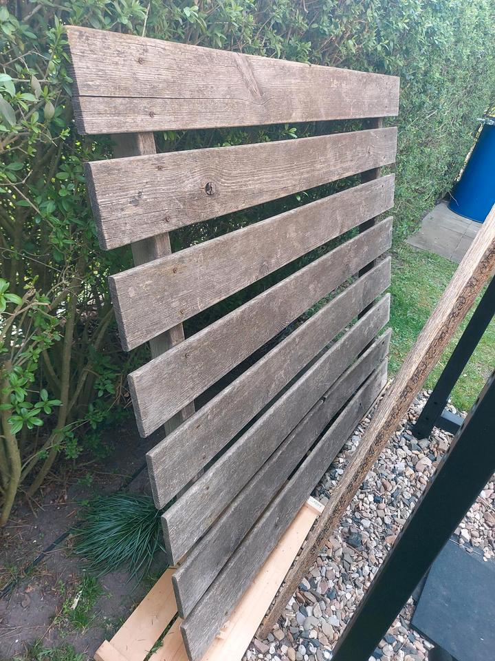 Sandkastenabdeckung Holz 130 x 150 cm, Holzreste zu verschenken in Hannover