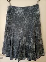 Bestickter Rock mit floralem Muster / Blüten / Blumen, 34/XS Baden-Württemberg - Karlsruhe Vorschau