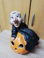 Halloween Hexe auf Kürbis, Deko, Handarbeit, NEU Bayern - Albaching Vorschau