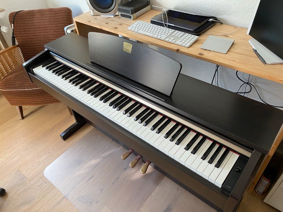 Yamaha Clavinova CLP 320|E-Piano in Mauritz