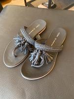 Cox Sandale Flip Flops schwarz 40 Frankfurt am Main - Sachsenhausen Vorschau