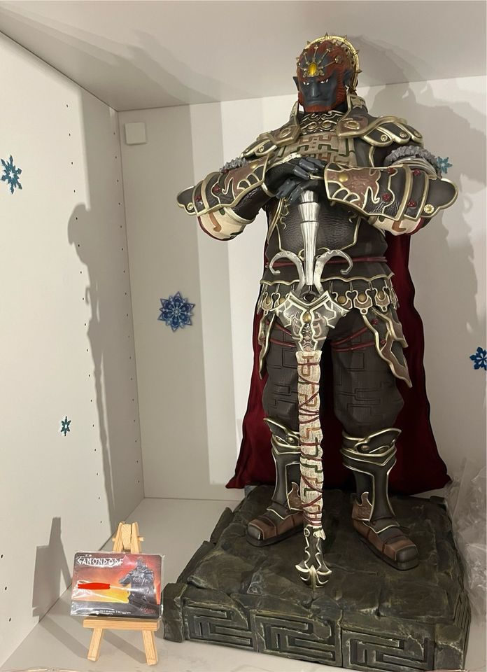 First 4 Figures Statuen Sammlung: Zelda, Link, Ganondorf, Majoras in Trier