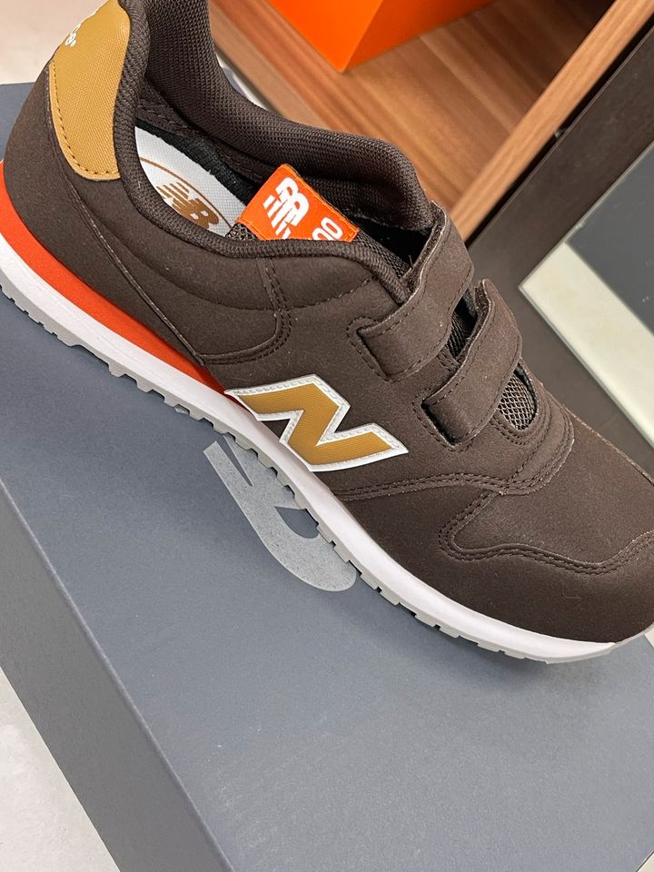 New Balance Sportschuhe 38 in Mengkofen