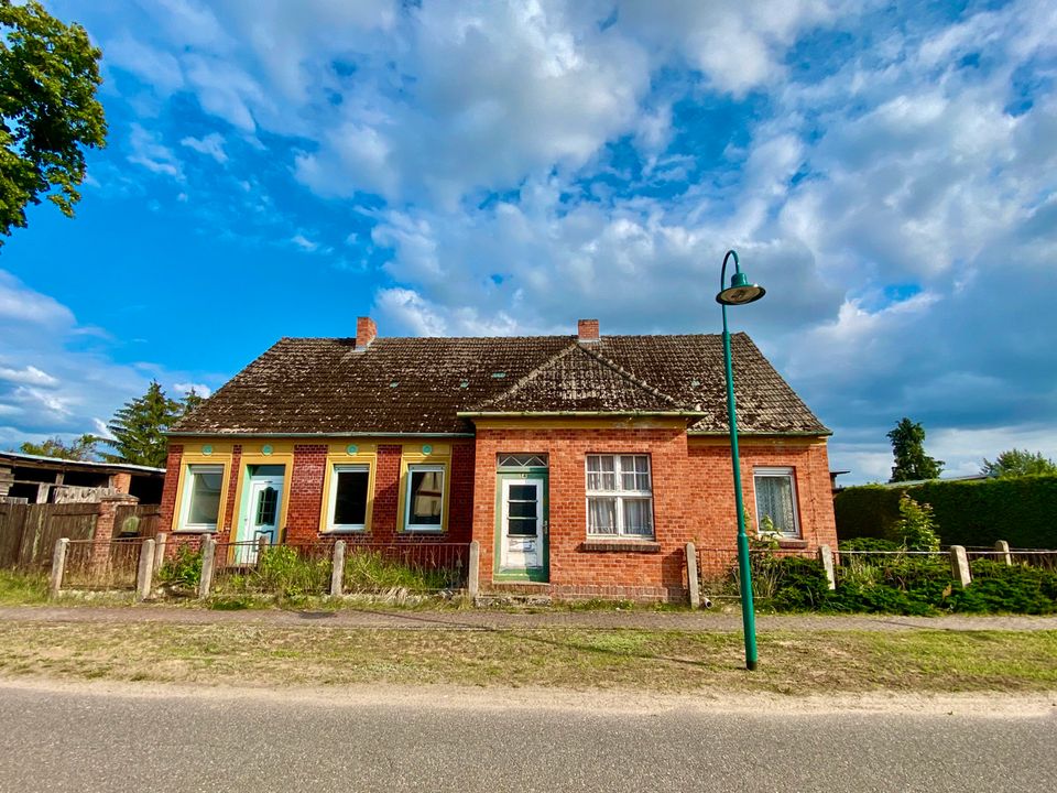 HORN IMMOBILIEN ++ 2.000 m² Grundstück + stark sanierungsbedürftiges Haus bei Jatznick in Jatznick