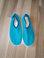 Wasserschuhe / Badeschuhe von Decathlon, 34/35, türkis Hessen - Hünstetten Vorschau