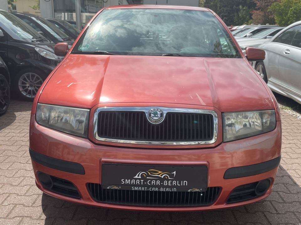 ✨Skoda Fabia✨♦️TÜV-11/25♦️KLIMA♦️SERVO♦️STEUERKETTE-NEU♦️ in Berlin