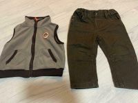 Set / neu Baby Jeanshose & fleece Weste / Hose / Babyhose Gr. 80 Düsseldorf - Düsseltal Vorschau