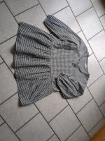 Weite Bluse Hängerchen crinkle grau weiß Damen Gr 44/46 Kr. München - Oberschleißheim Vorschau