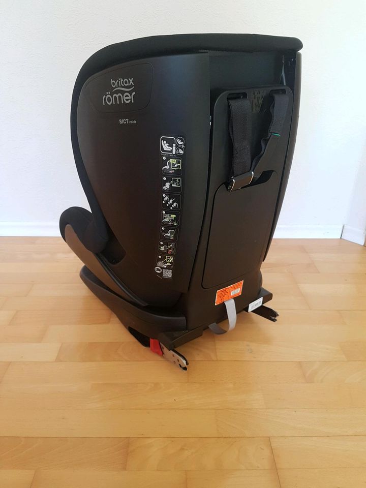 Britax Römer Kindersitz Isofix in Hildesheim