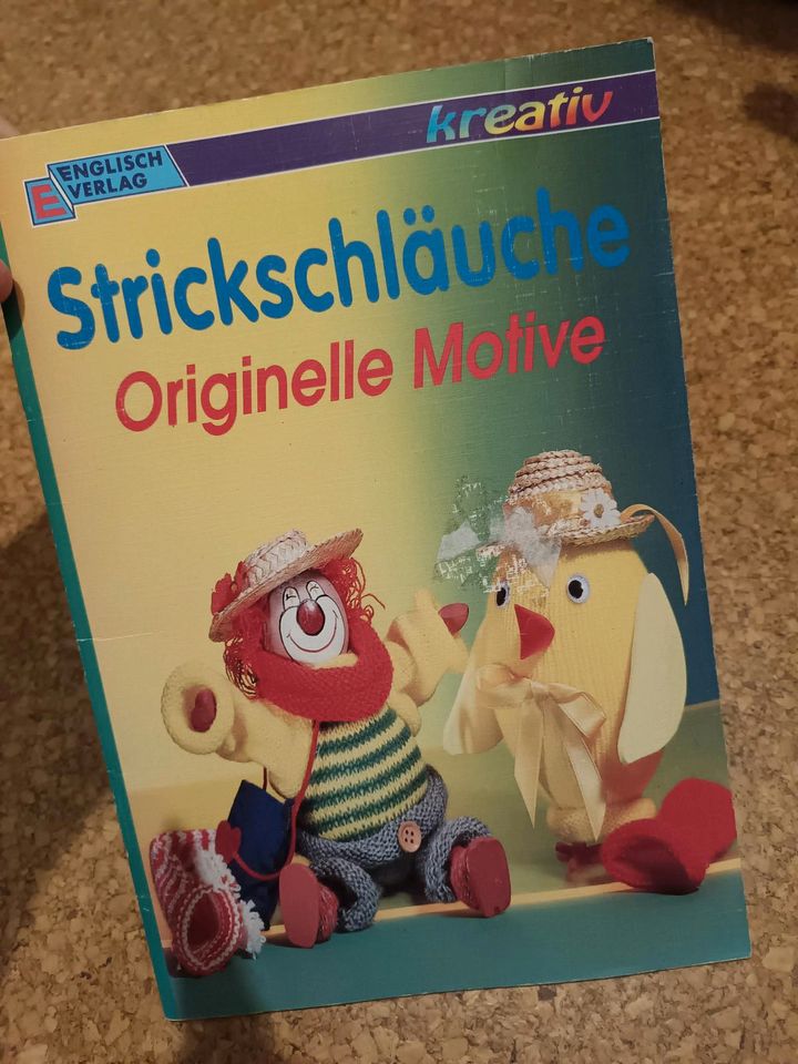 Bastelbücher, Buch Stricken Nähen Häkeln Sticken in Schweinfurt