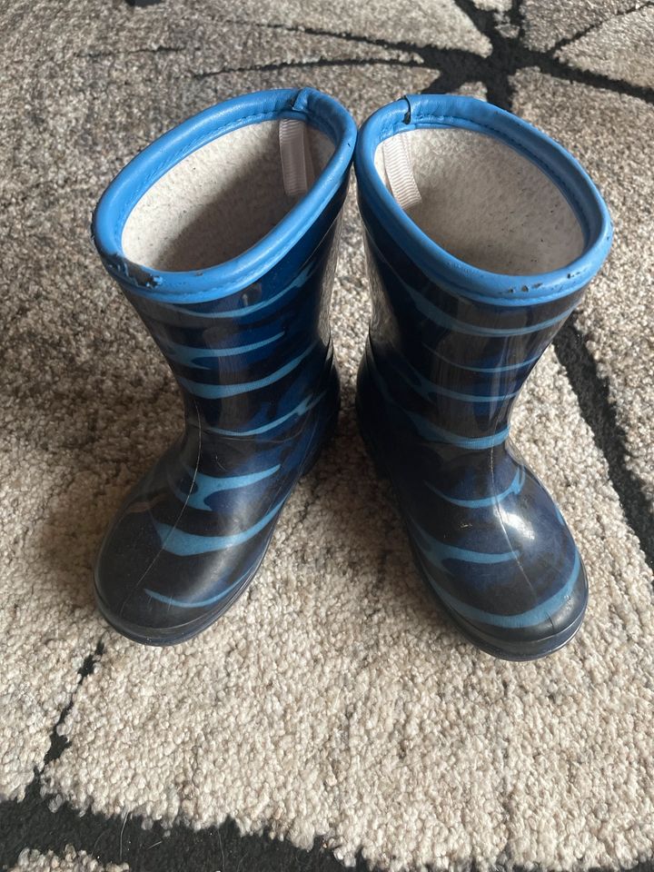 gefütterte Gummistiefel blau in Gnoien