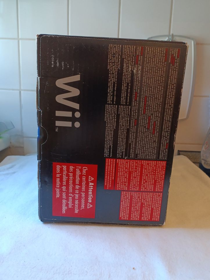 Original Nintendo Wii Leer-Katon Schwarz mit Anleitung in Berlin