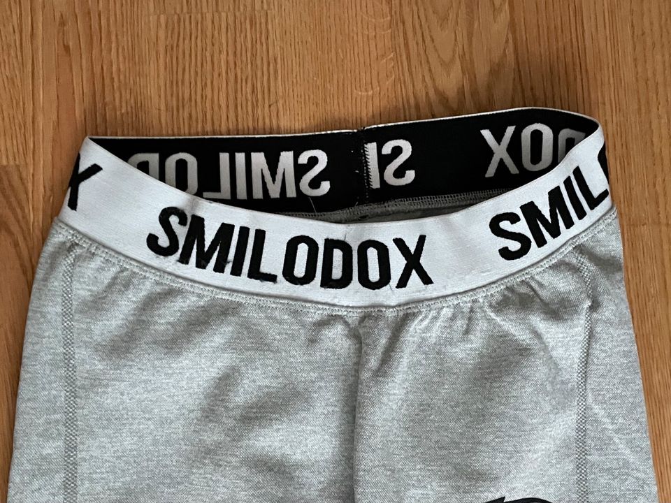 Smilodox Leggins helles grau, Gr. S in Stuttgart