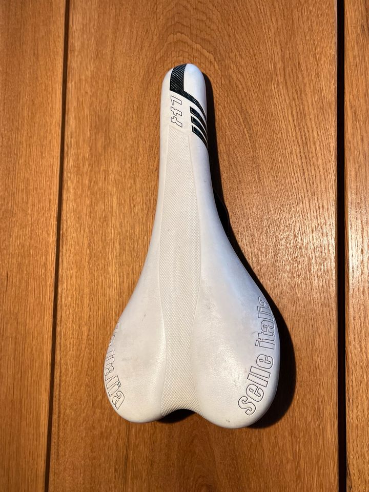 Selle Italia X1 in Unterschneidheim