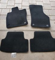 Original VW GOLF 7 / 8 Velours Stofffußmatten Set vorne & hinten Baden-Württemberg - Remchingen Vorschau