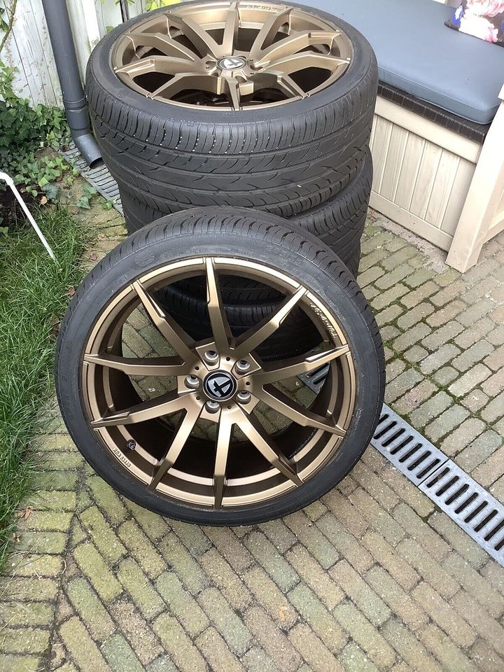 Sommerräder Alufelgen Fa. Tomason 8,5 X 19 mit 245/35R19, neu! in Troisdorf