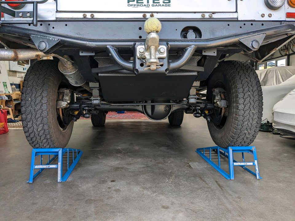 Land Rover Defender 110 Td4 2,4 "Automatik" in Bonn