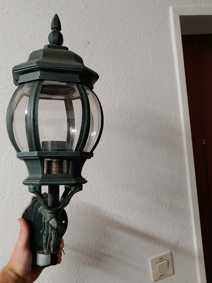 Lampe mit Bewegungsmelder außen/innen in Horbach