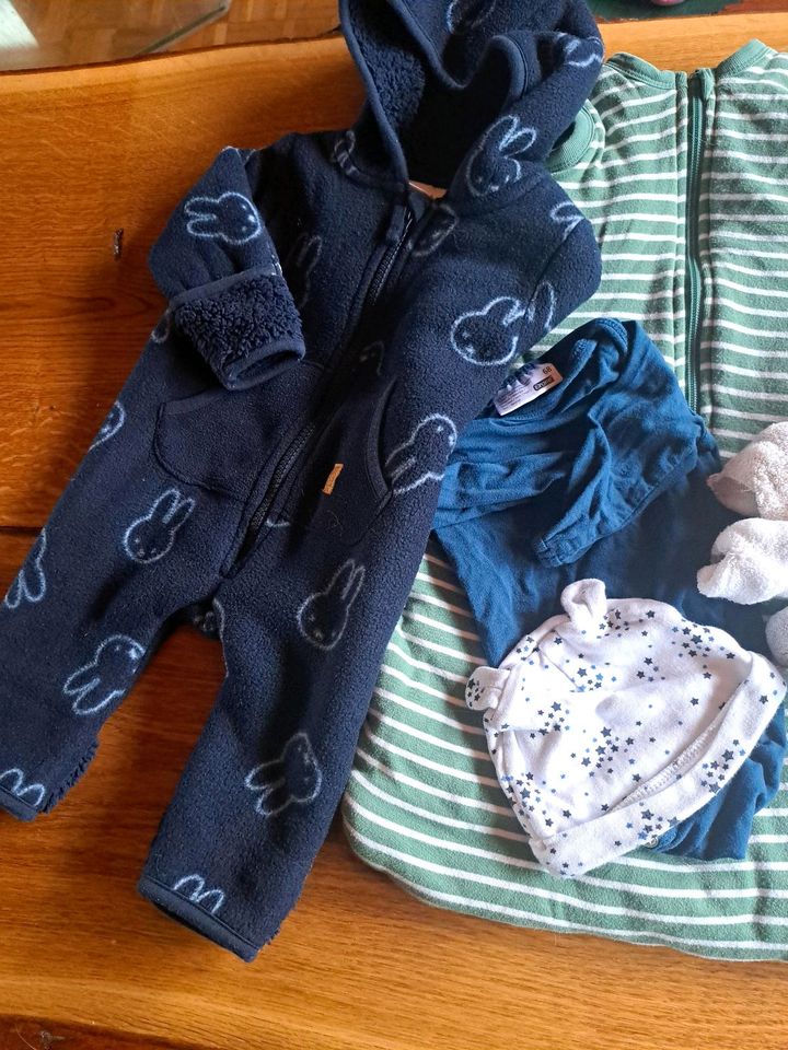 Jungen Babykleidung 62/68 in Mendig