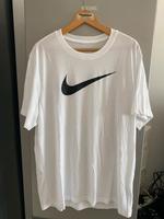 Nike T-Shirt print - white Östliche Vorstadt - Peterswerder Vorschau