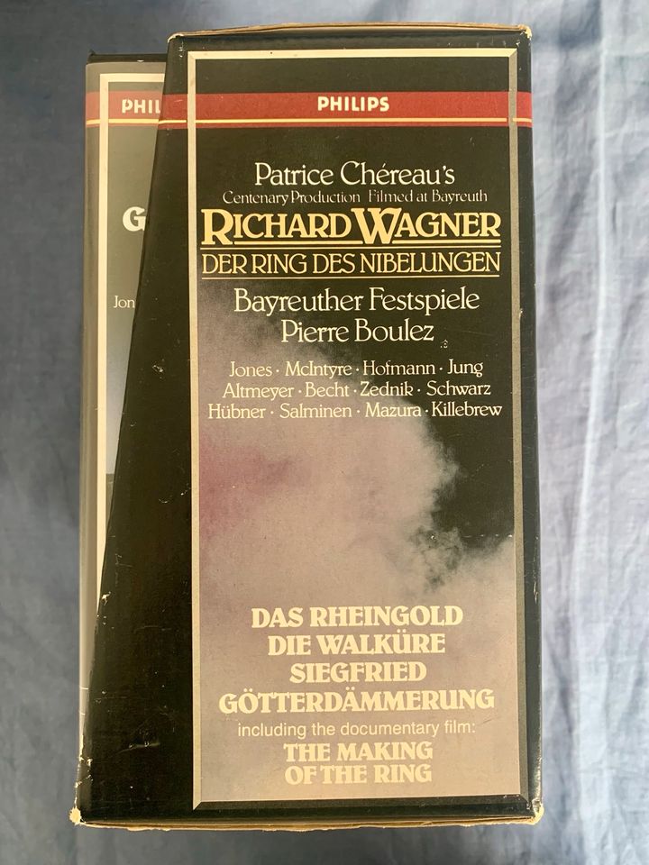 Chéreau’s Jahrhundert Ring auf 7 VHS Kassetten  1976-80 Bayreuth in Grenzach-Wyhlen