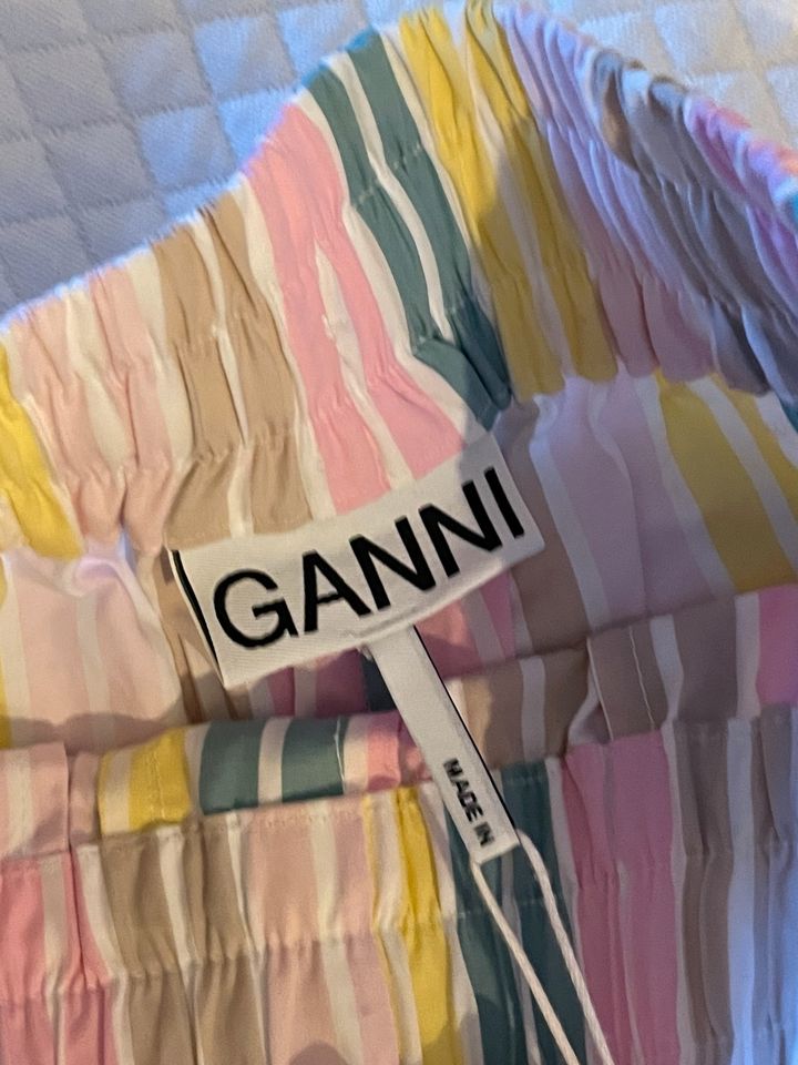 Ganni Short Multicolor in Frankfurt am Main