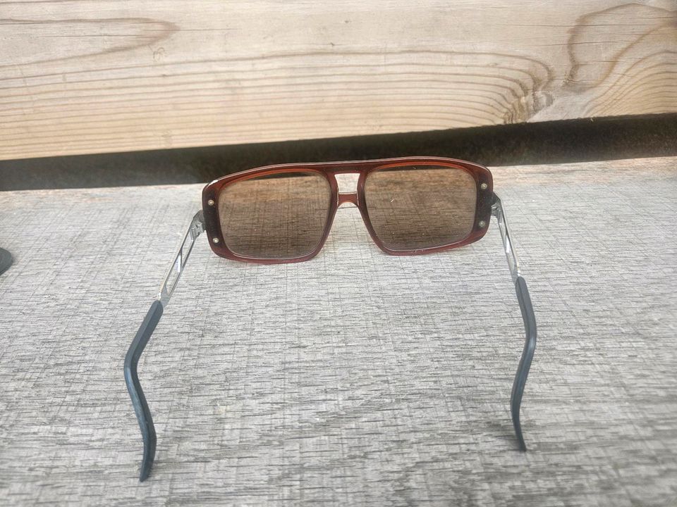 Retro Brille Vintage Sonnenbrille in Finneland