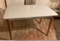 Resopal Tisch 50er midcentury Patina zum Aufarbeiten 60x105 Berlin - Mitte Vorschau