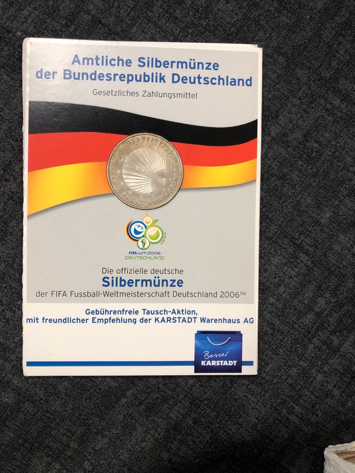 10 Euro Münze FIFA Fussball WM 2006 im KARSTADT Blister. in Essen