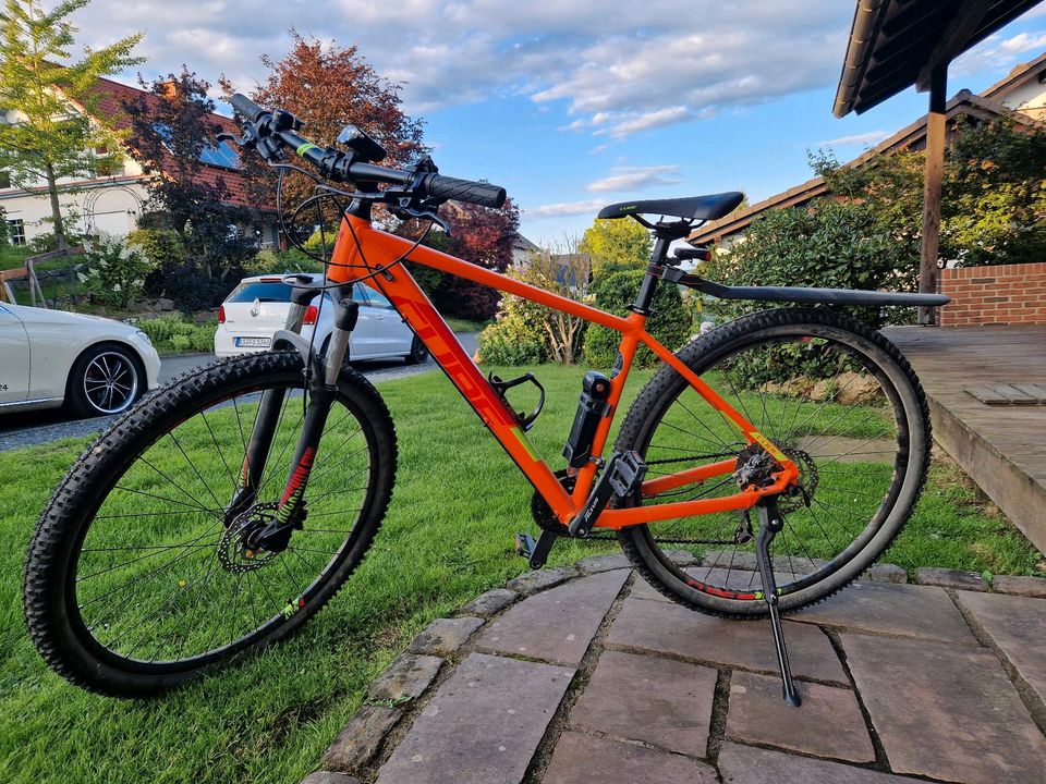 Cube Mountainbike Analog orange'n'red in Trendelburg