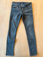 Marc O Polo topschöne Jeans neu grau Gr 27/32 Bayern - Naila Vorschau